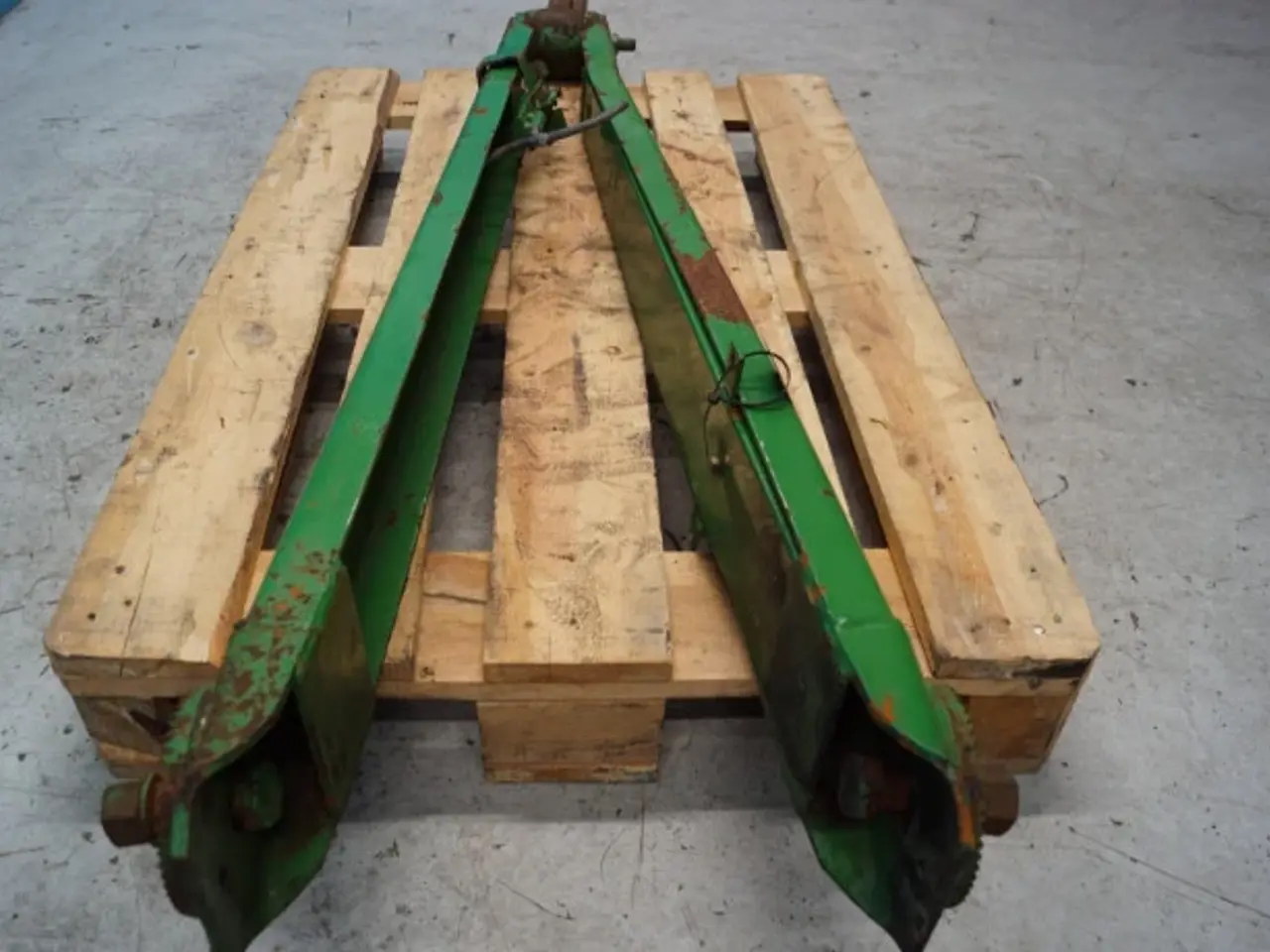 Billede 16 - John Deere 590 Træk DC215189