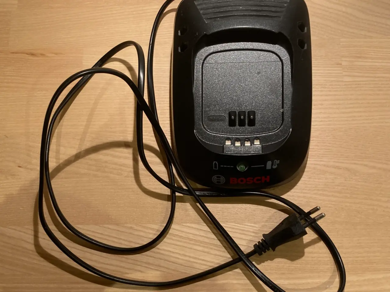 Billede 2 - Batterilader til Bosch batteriværktøj
