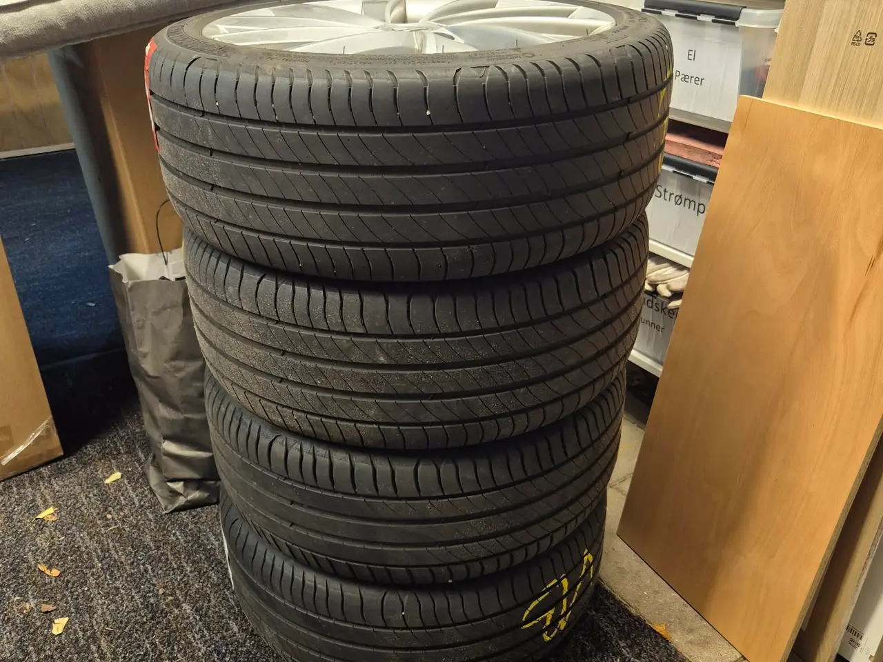 Billede 2 - Originale Aluhjul - med Michelin dæk.