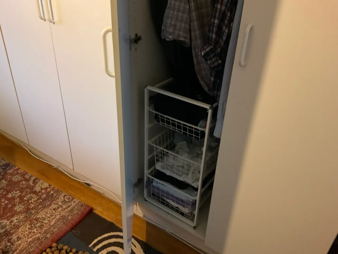 Billede 3 - Garderobeskab 2.000 kr.