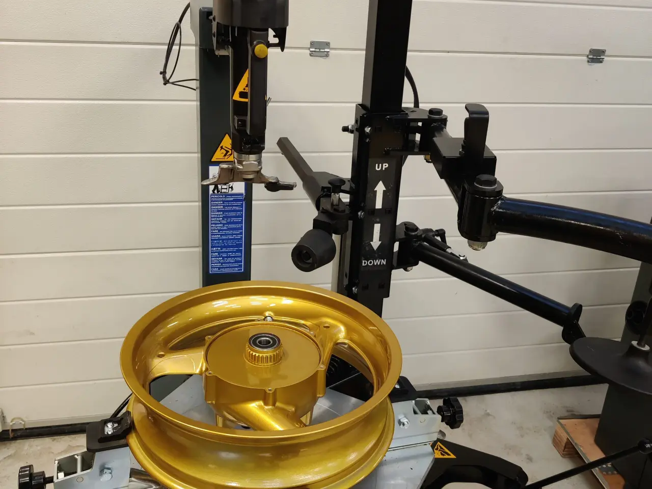 Billede 1 - MC & Scooter adaptor kit for Bulldog Dæk maskine PM-TC748
