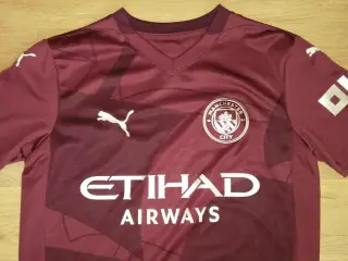 SOM NY, MANCHESTER CITY 3 TRØJE 24/25, 13-14 ÅR