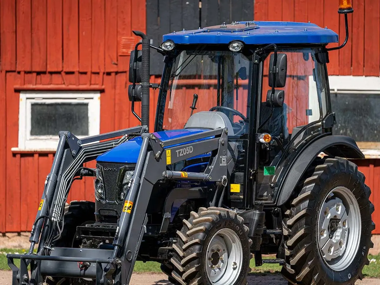 Billede 3 - Traktor Lovol 75 hk 4WD med frontlæsser, Stage V