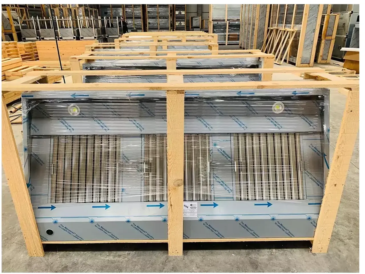 Billede 2 - Industriemfang med motor – 2500 x 950 x 520 mm