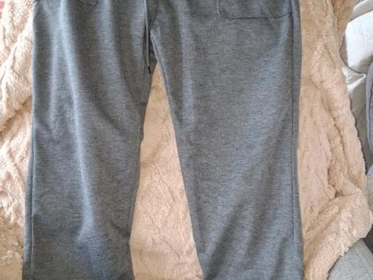 Billede 2 - Joggingbukser til salg