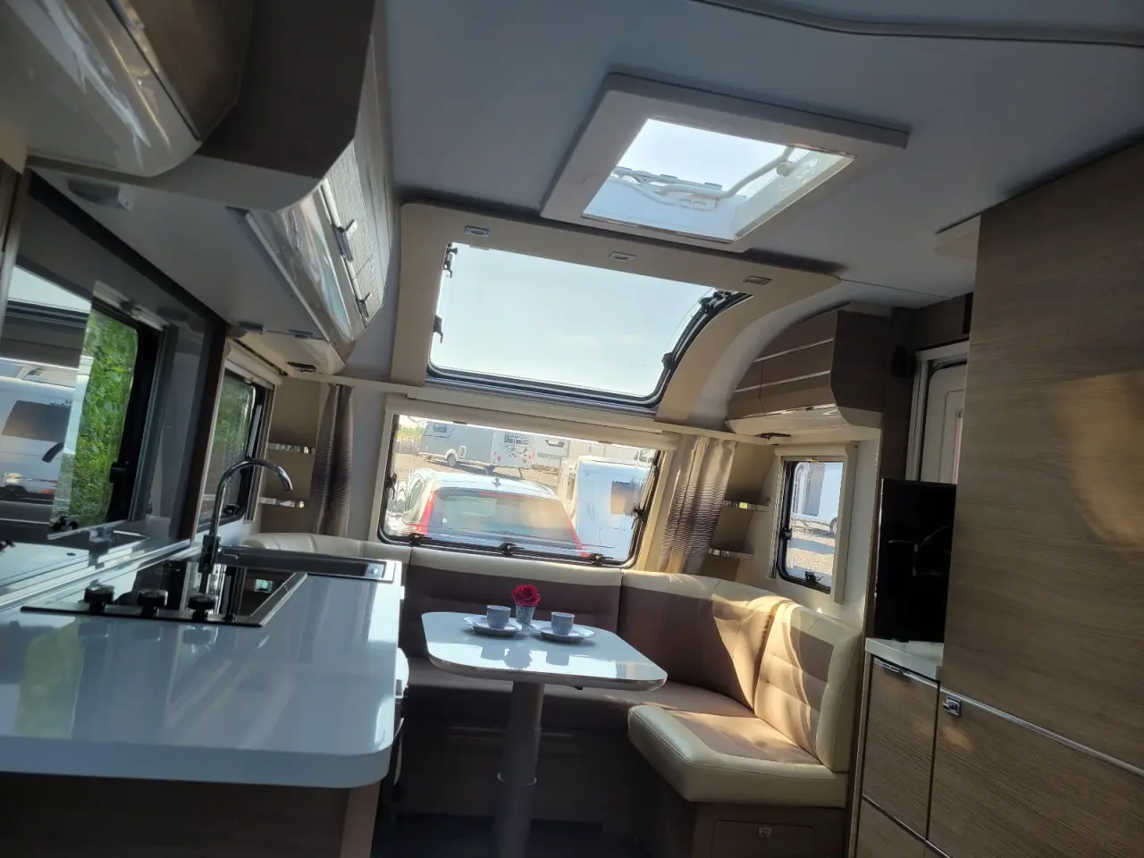 Billede 12 - 2018 Adria 472 flot..dobbeltseng