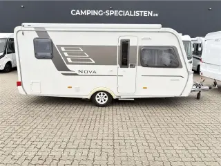 2014 - Hymer Nova Luxus Line 465 Hymer Nova Luxusline 465 2014 - Se den nu hos Camping-Specialisten.dk