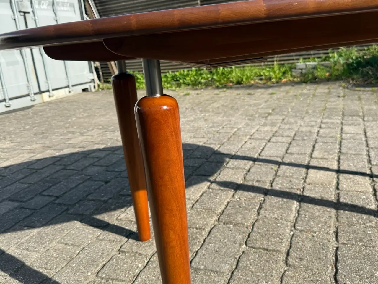 Billede 6 - Dansk retro massivt træ spisebord m\ tillægspader