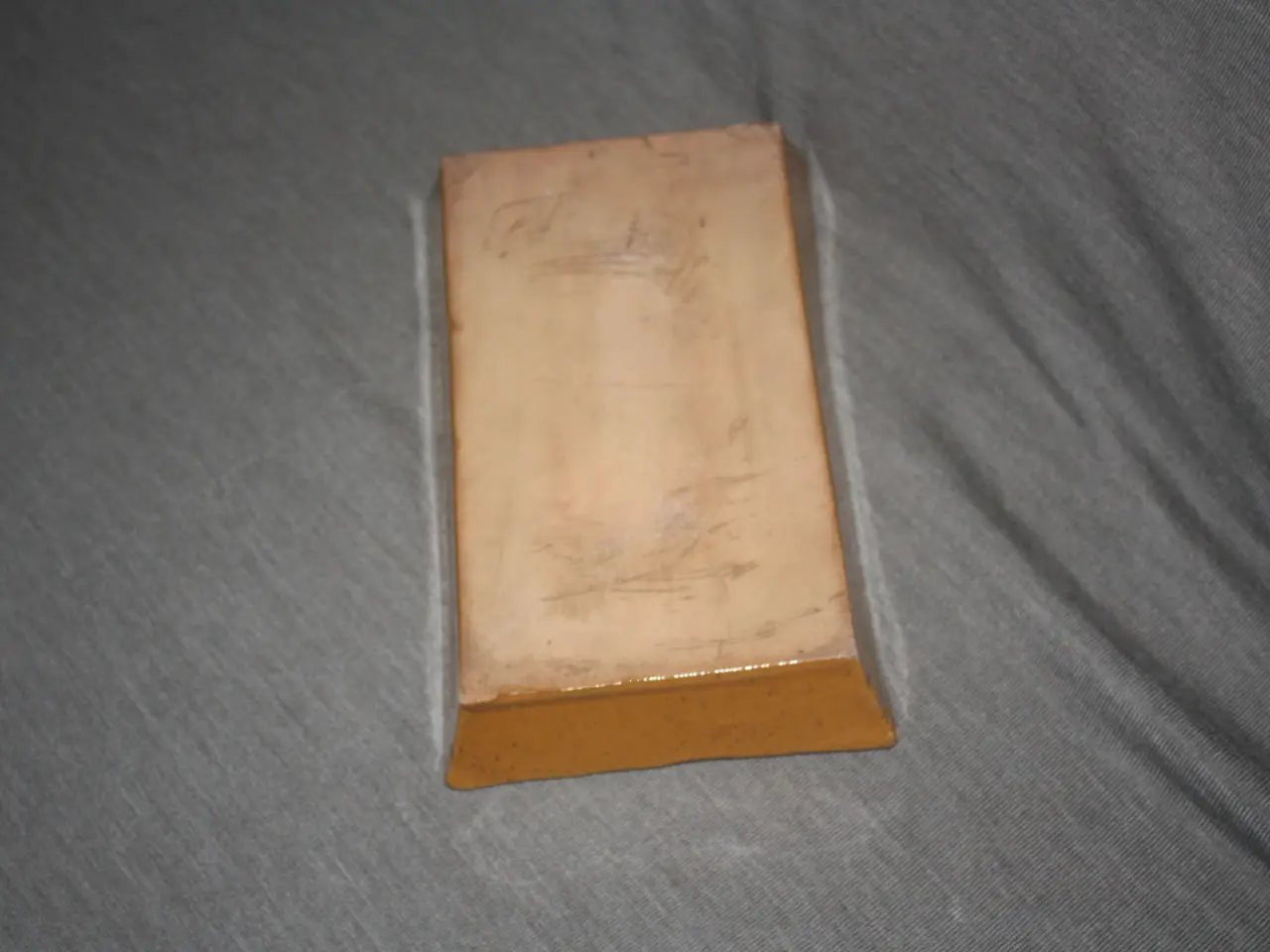Billede 3 - Keramisk skål 22 cm x 12,5 cm med guitar