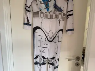 Virkelig flot Star Wars kostume, str. 140.