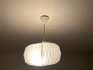 !!!FLYTTESALG!!! - Loftslampe med et skærm