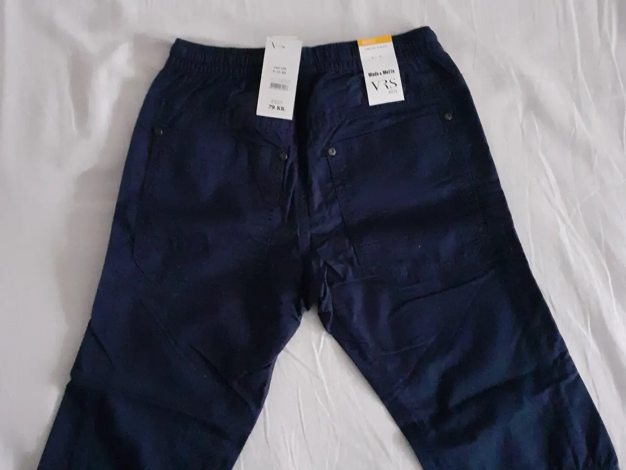 Billede 1 - Shorts str 140