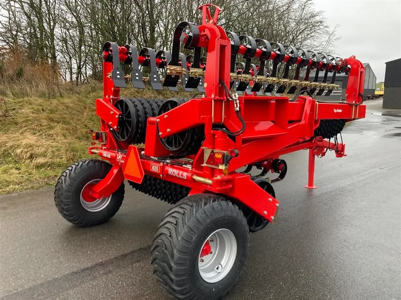 Billede 14 - HE-VA HE-VA TIP ROLLER 8.20 m. Spring-Active-Transfer System - som er en fjederaktiveret vægtoverføring.