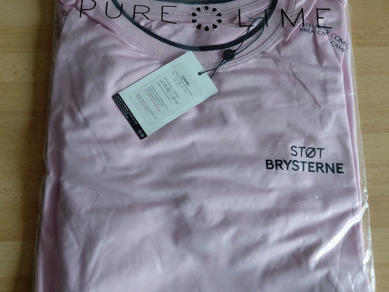 Billede 1 - Ny "Støt Brysterne" T-shirt.