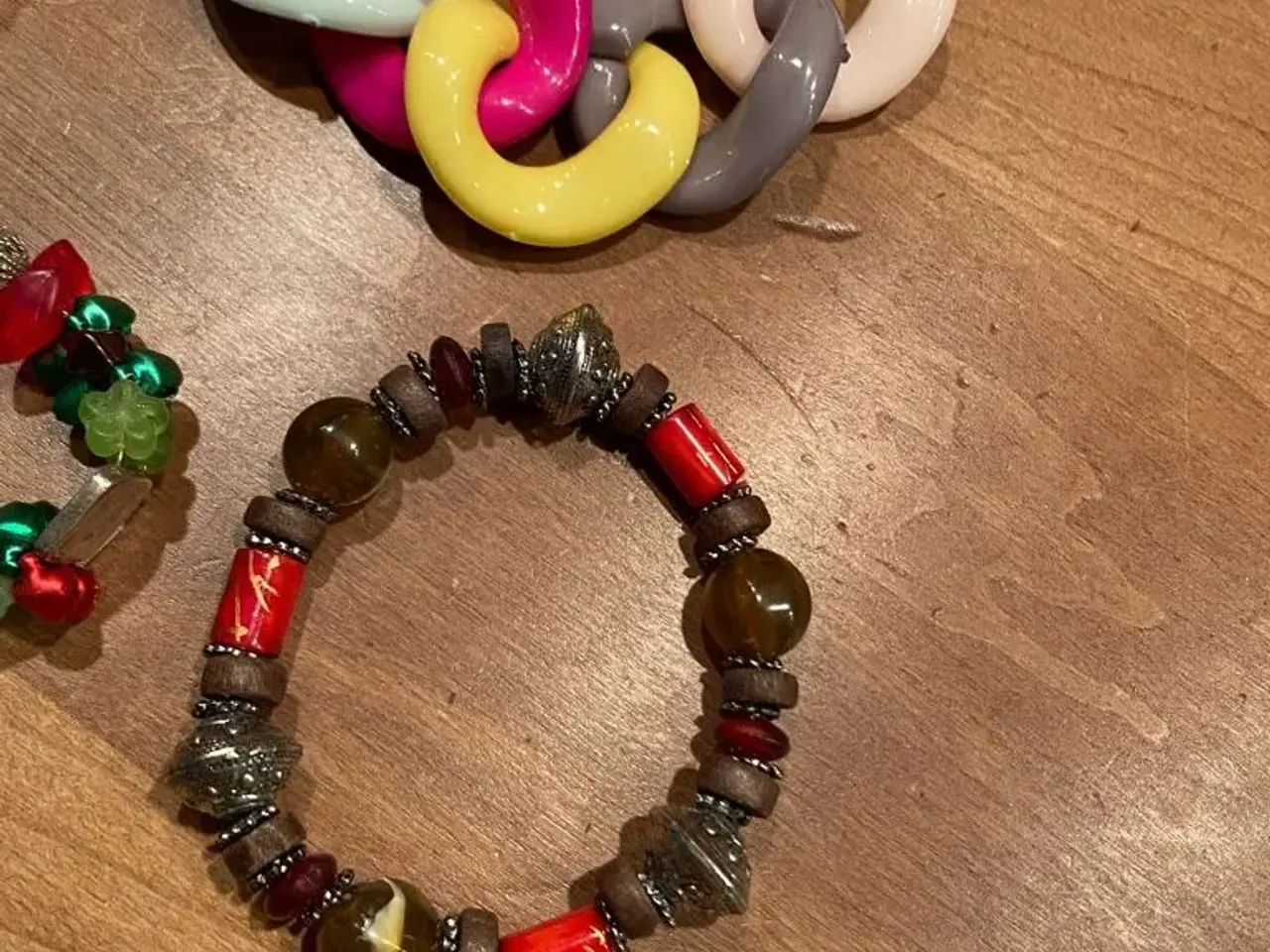 Billede 2 - Flotte armbånd