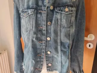 denim jakke str 42 fra Only