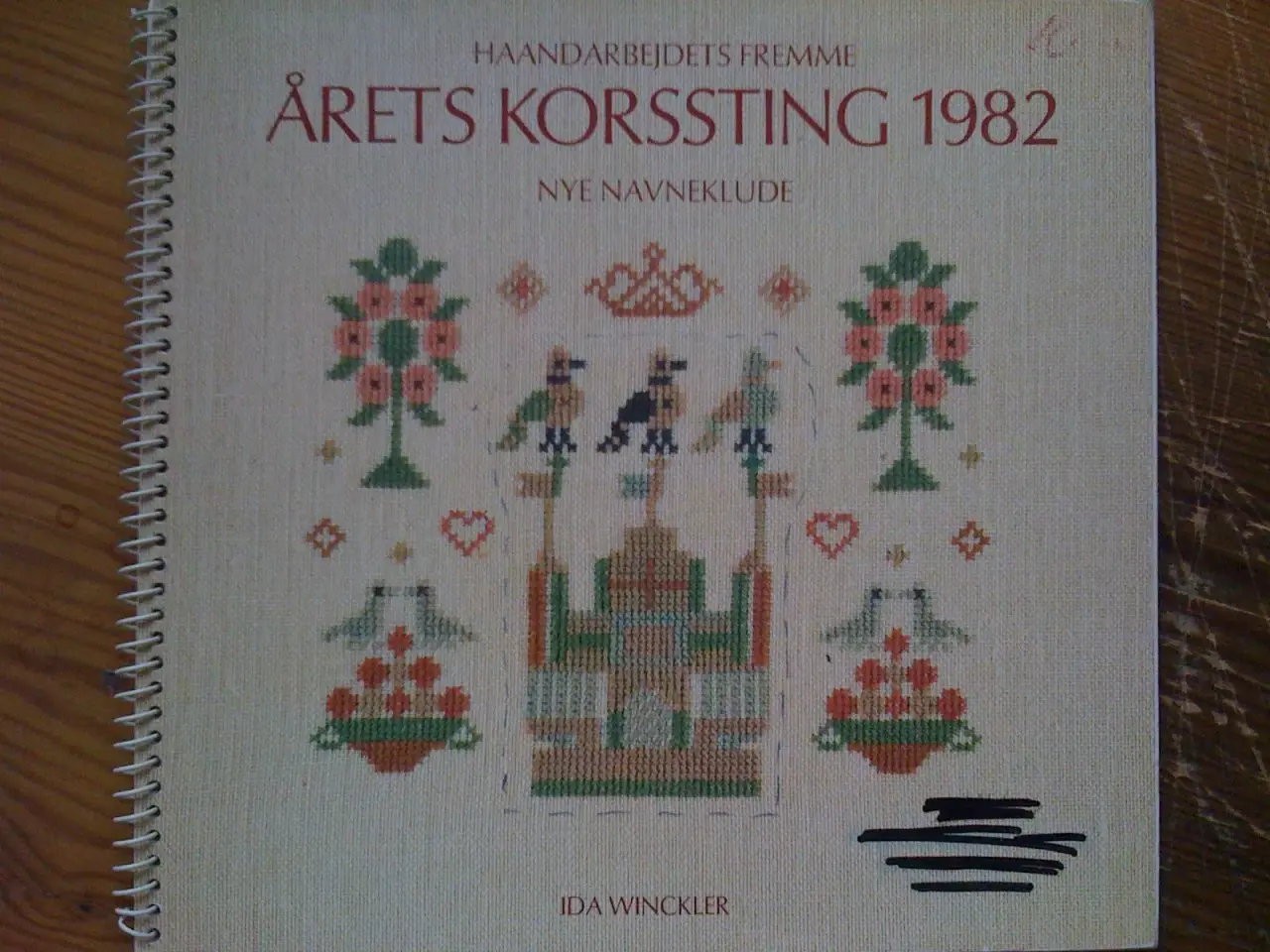 Billede 9 - Diverse HAANDARBEJDETS FREMME - Årets korssting 