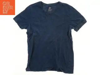 T-shirt fra H&M (str. 134)
