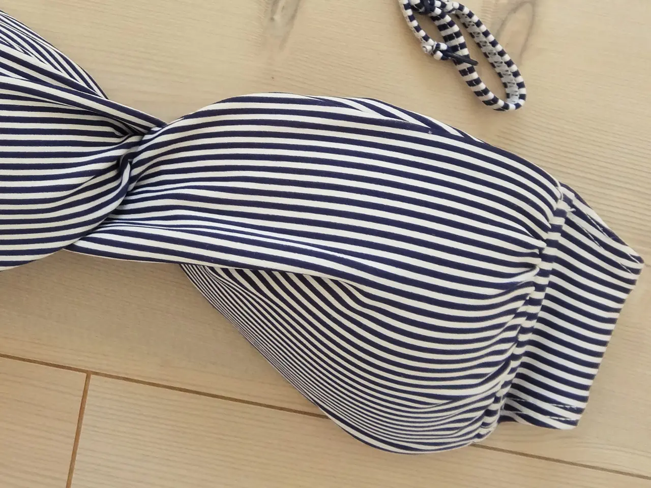 Billede 4 - Bikini top, Badetøj, Overdel, Str. XS