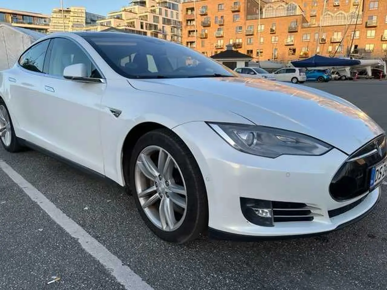 Billede 5 - Tesla S85 - som ny.