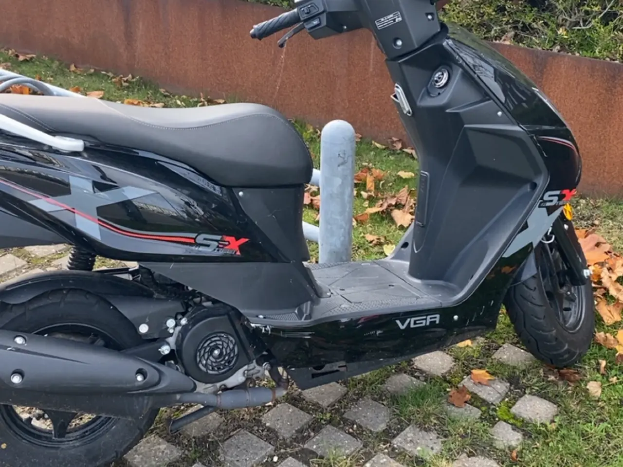 Billede 1 - Vga street x knallert 30