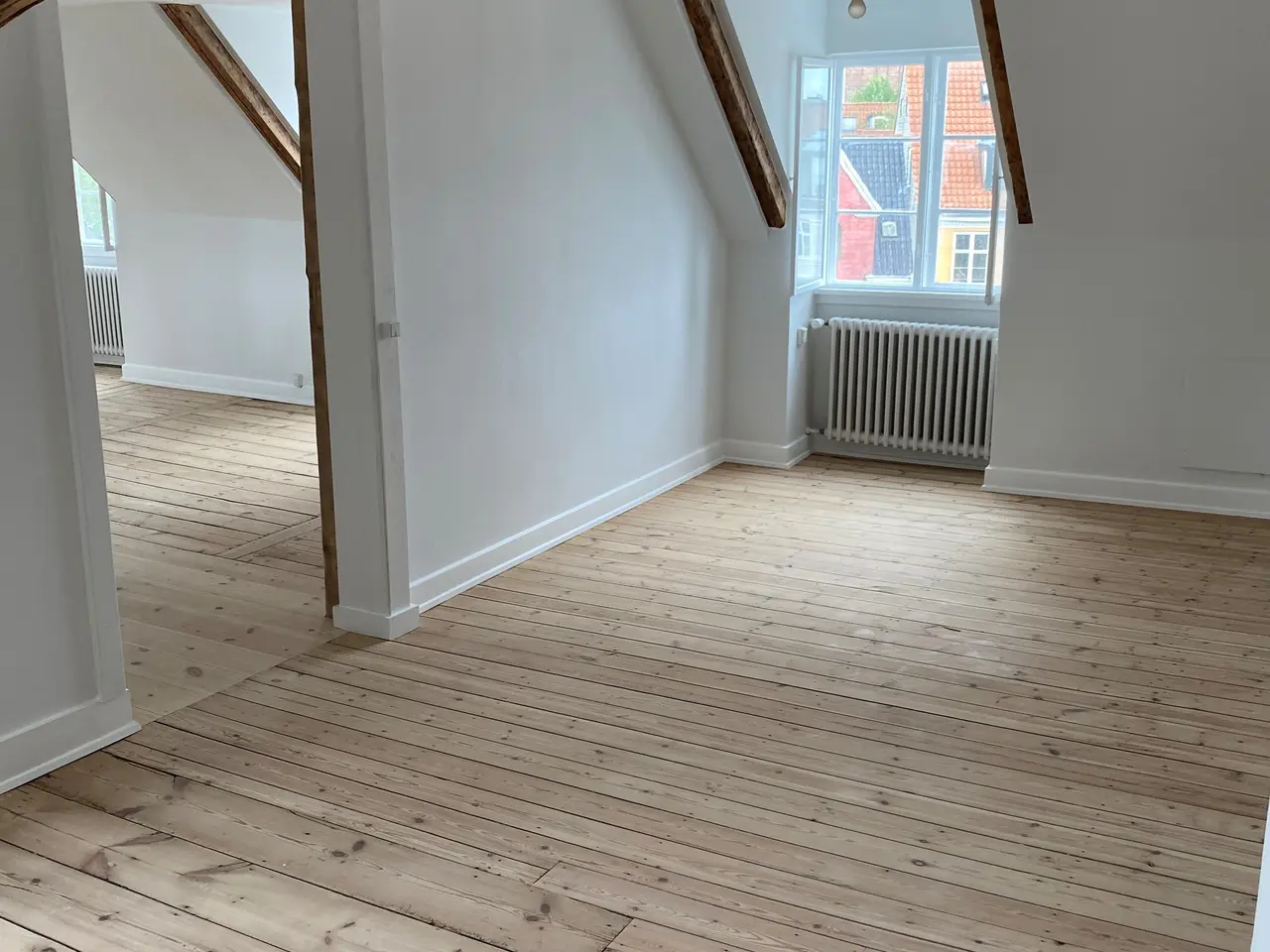 Billede 7 - 145 m2 midt på Gråbrødretorv. med udsigt over torvet og Rundetårn