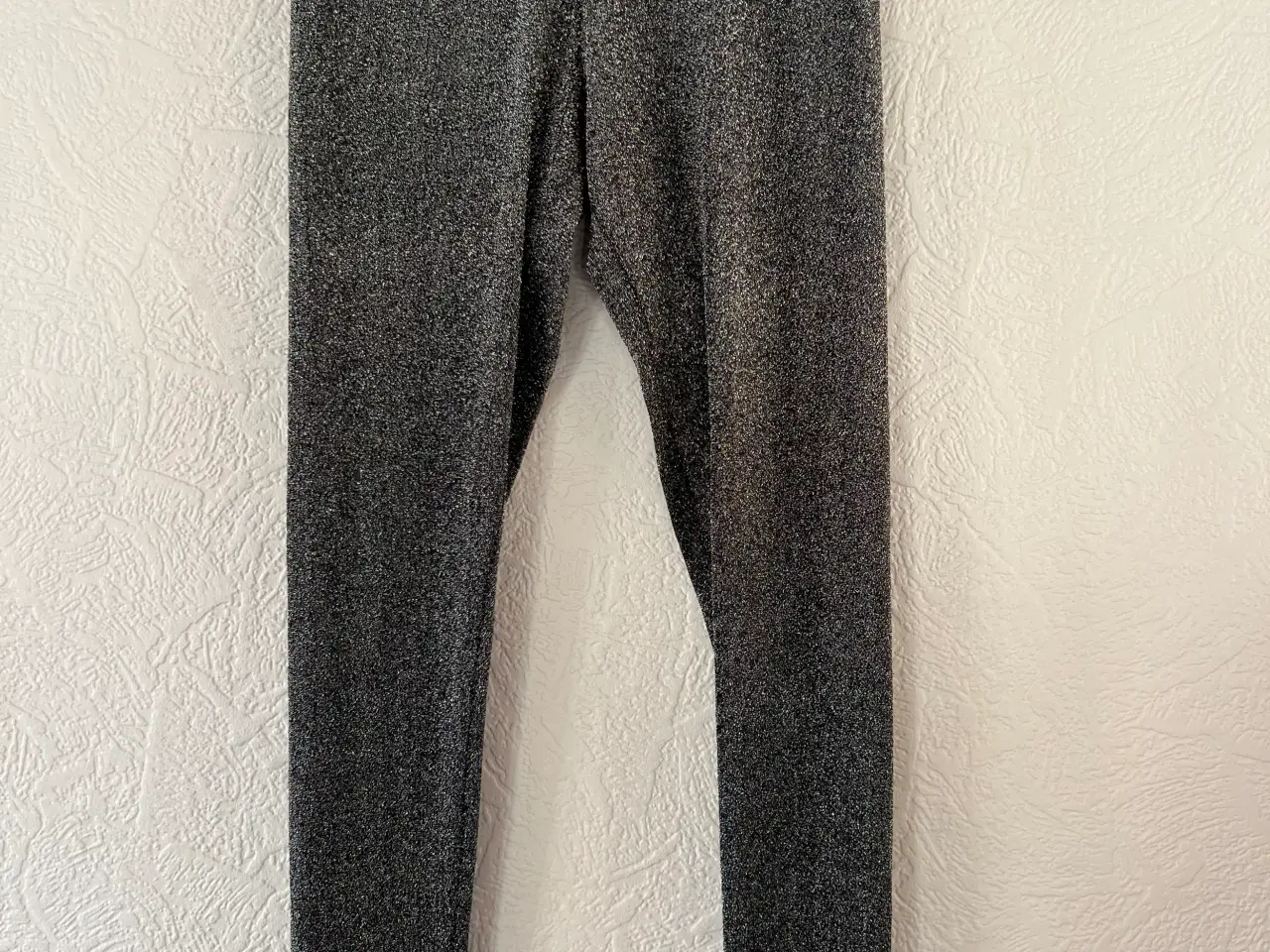Billede 1 - Glimmer Leggings fra Liberte. (Str. M/L)