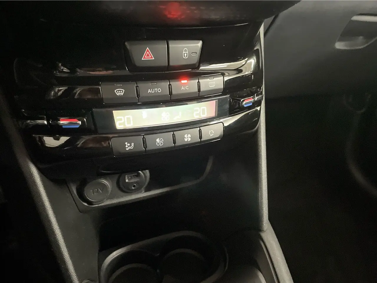 Billede 13 - Peugeot 208 1,2 e-THP 110 Sport