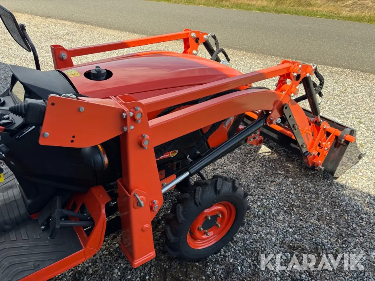 Billede 6 - Traktor med frontlæsser