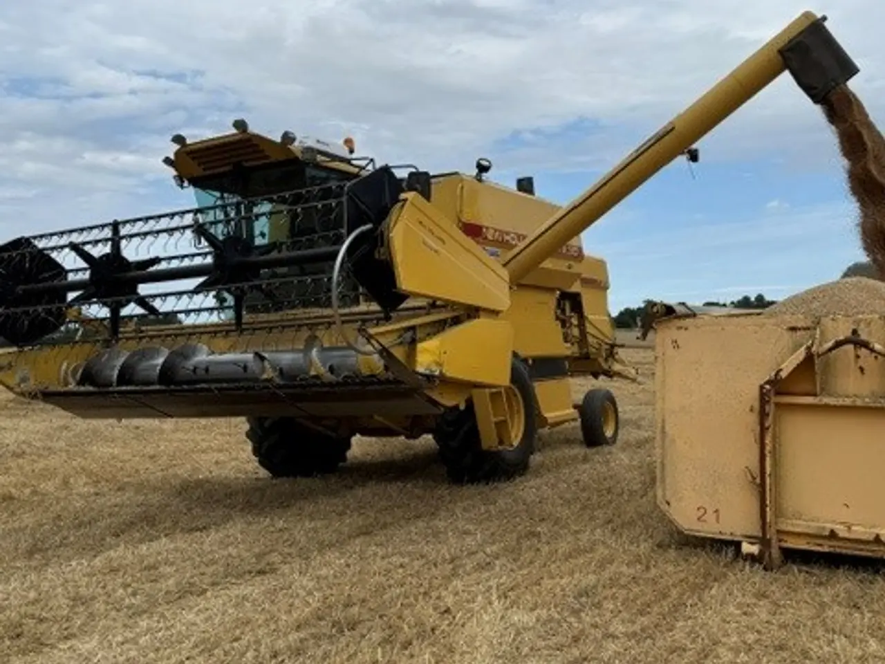 Billede 4 - New Holland TX30 Mejetærsker