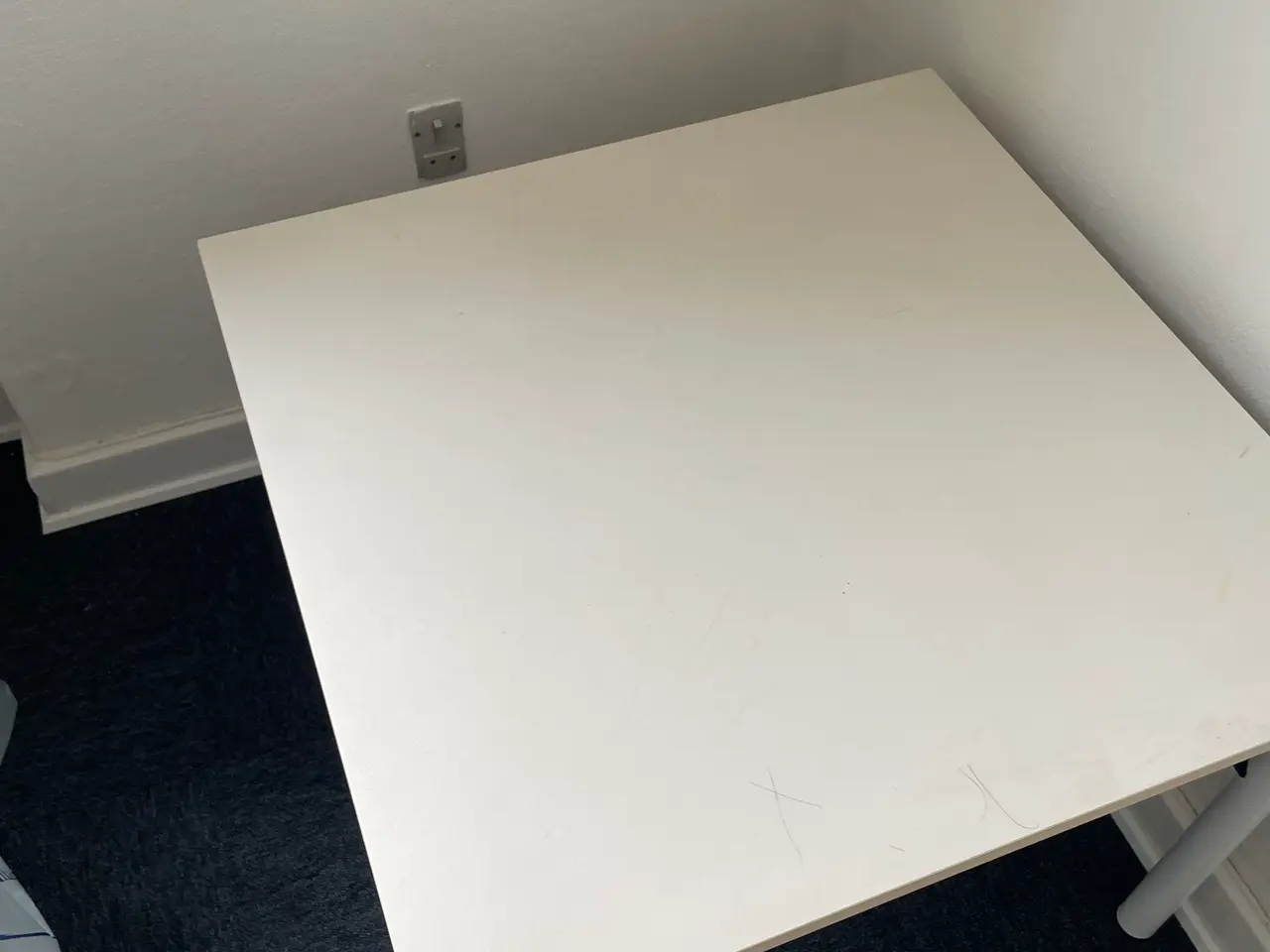 Billede 2 - Kvadratisk lille hvidt bord