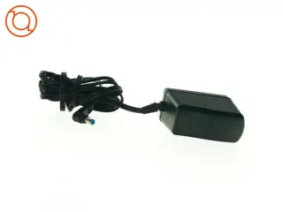 Laptop oplader fra D-Link (str. 193 cm)
