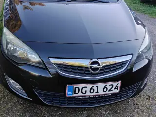 OPEL ASTRA J 1.4 BENZIN