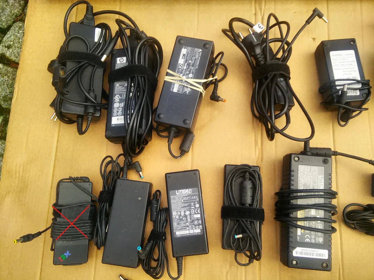 Billede 2 - Strømforsyning til PC, bærbar, telefon, DC/AC