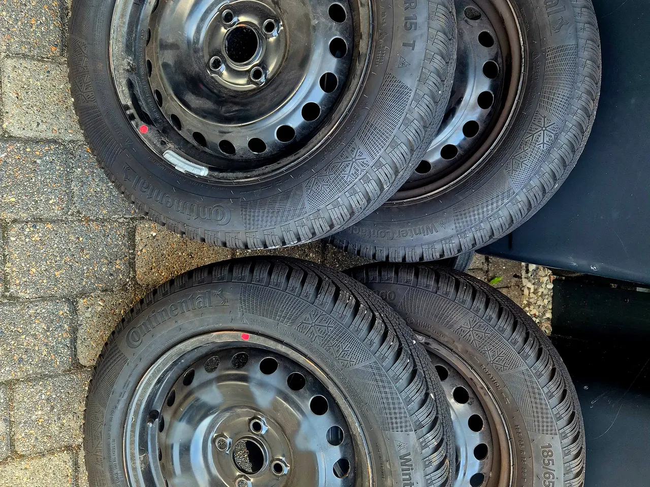 Billede 1 - 4x100 185 65 15 vinterdæk continental