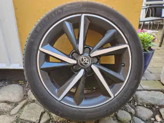 Dæk og fælge Toyota auris 17"