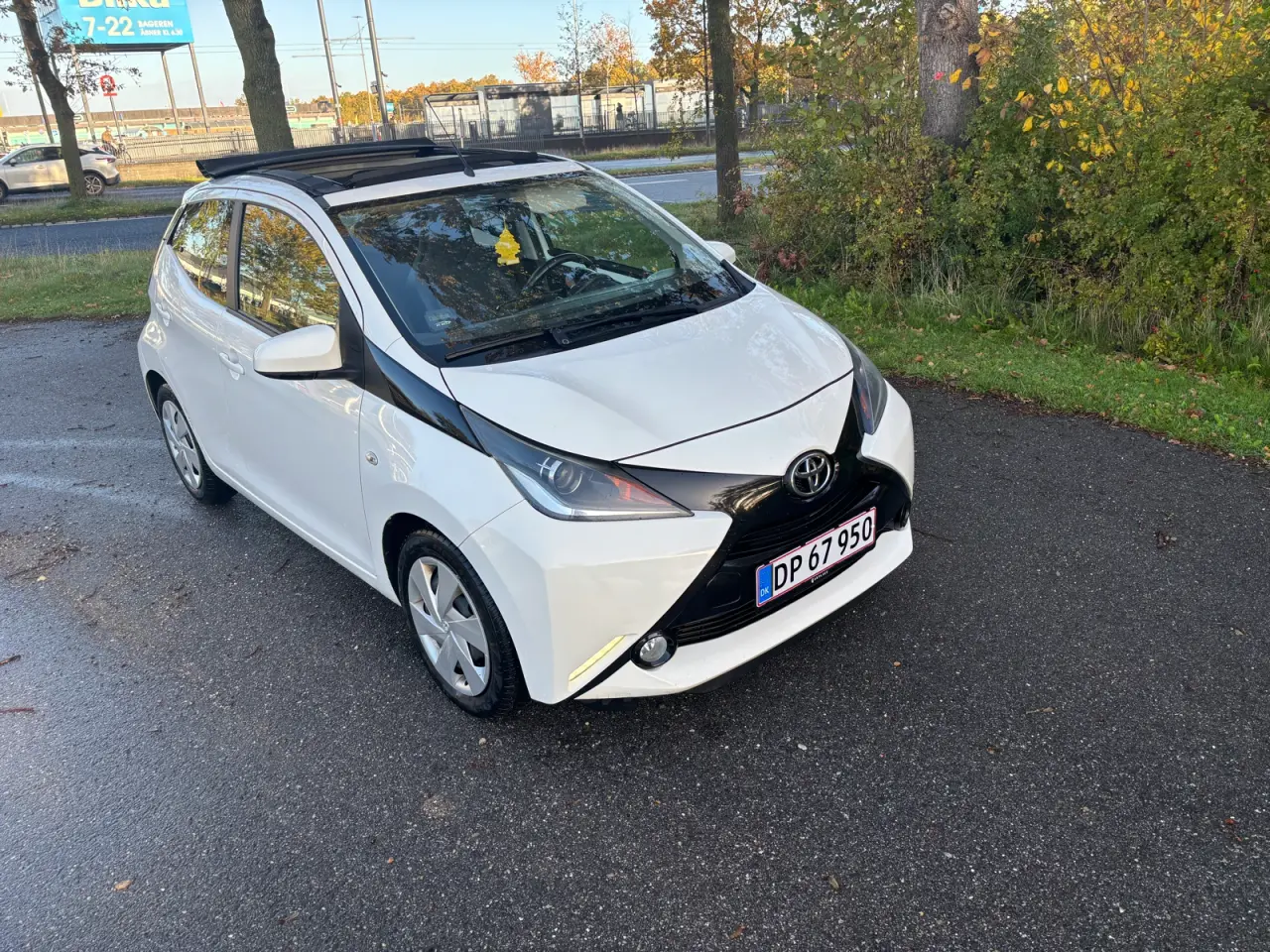 Billede 1 - Toyota Aygo med foldetag