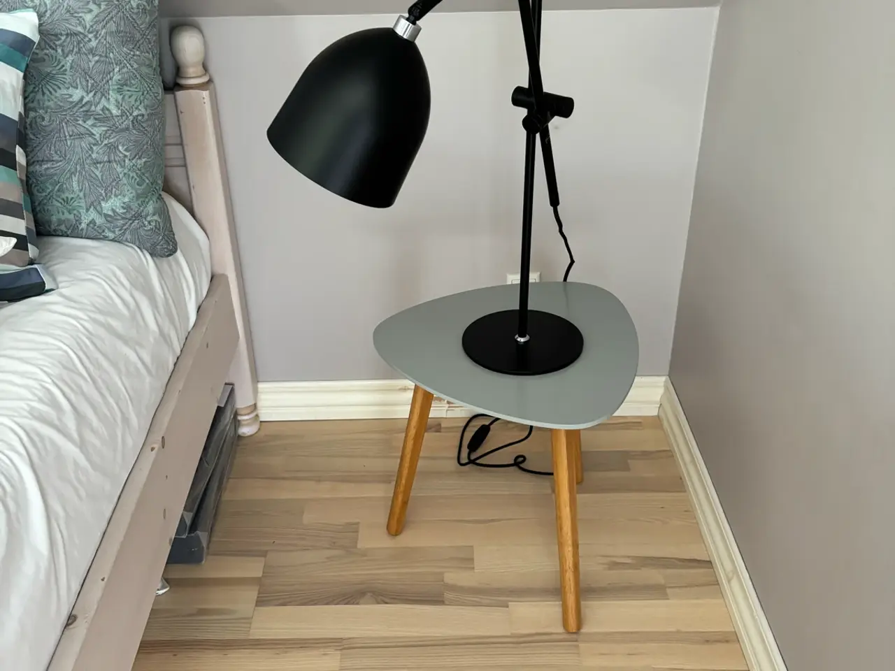 Billede 3 - Natbord 