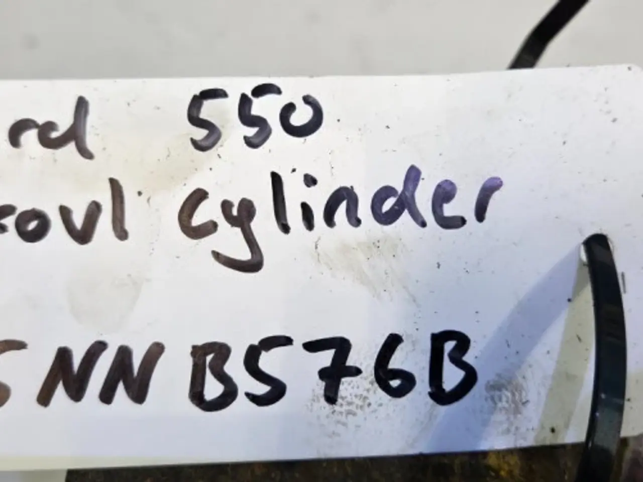 Billede 18 - Ford 550 Skovl Cylinder D5NNB576B