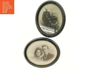 Oval billederammer med fotografier (str. 37 cm)