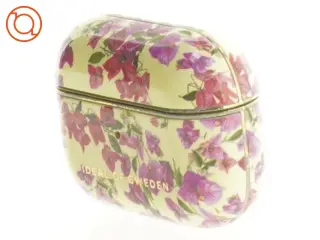 IDEAL OF SWEDEN AirPods etui fra IDEAL OF SWEDEN (str. 6 x 5 cm)