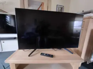 Sony 49" 4K UHD Smart TV KD-49XF7005