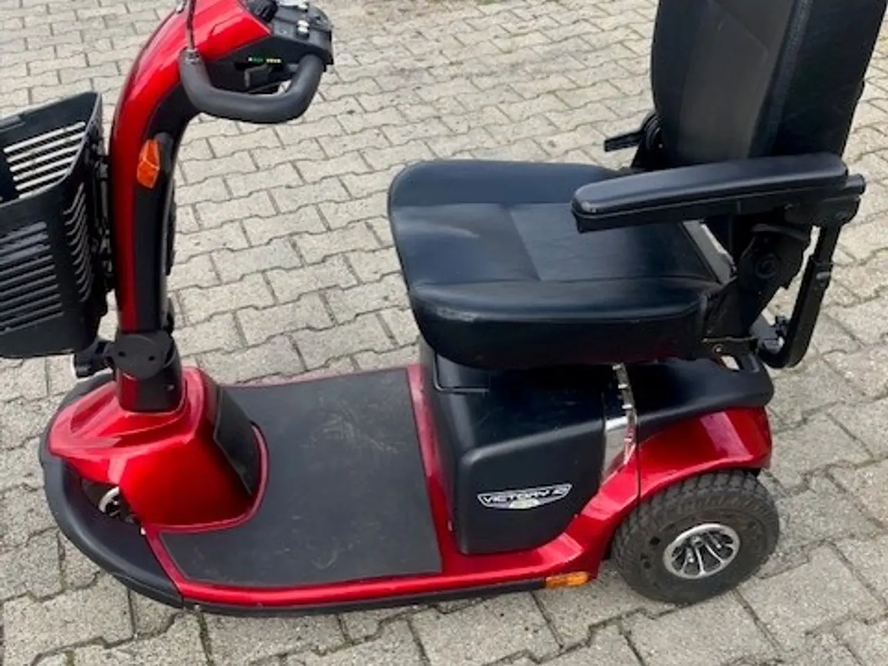 Billede 1 - Pride El Scooter som ny med helt nye batterier