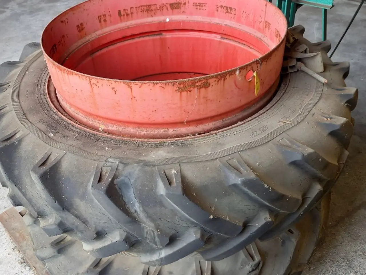 Billede 4 - Dunlop SP 14.9R38 Tw. Hjul. 2 stk.