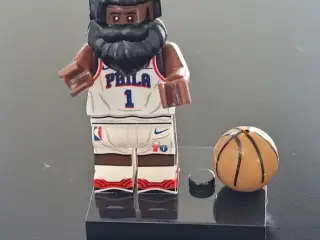 James  Harden basketball figur