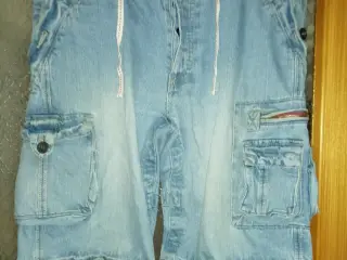 LESS & LOFT, FUNKTIONS DENIM SHORTS, STR 35