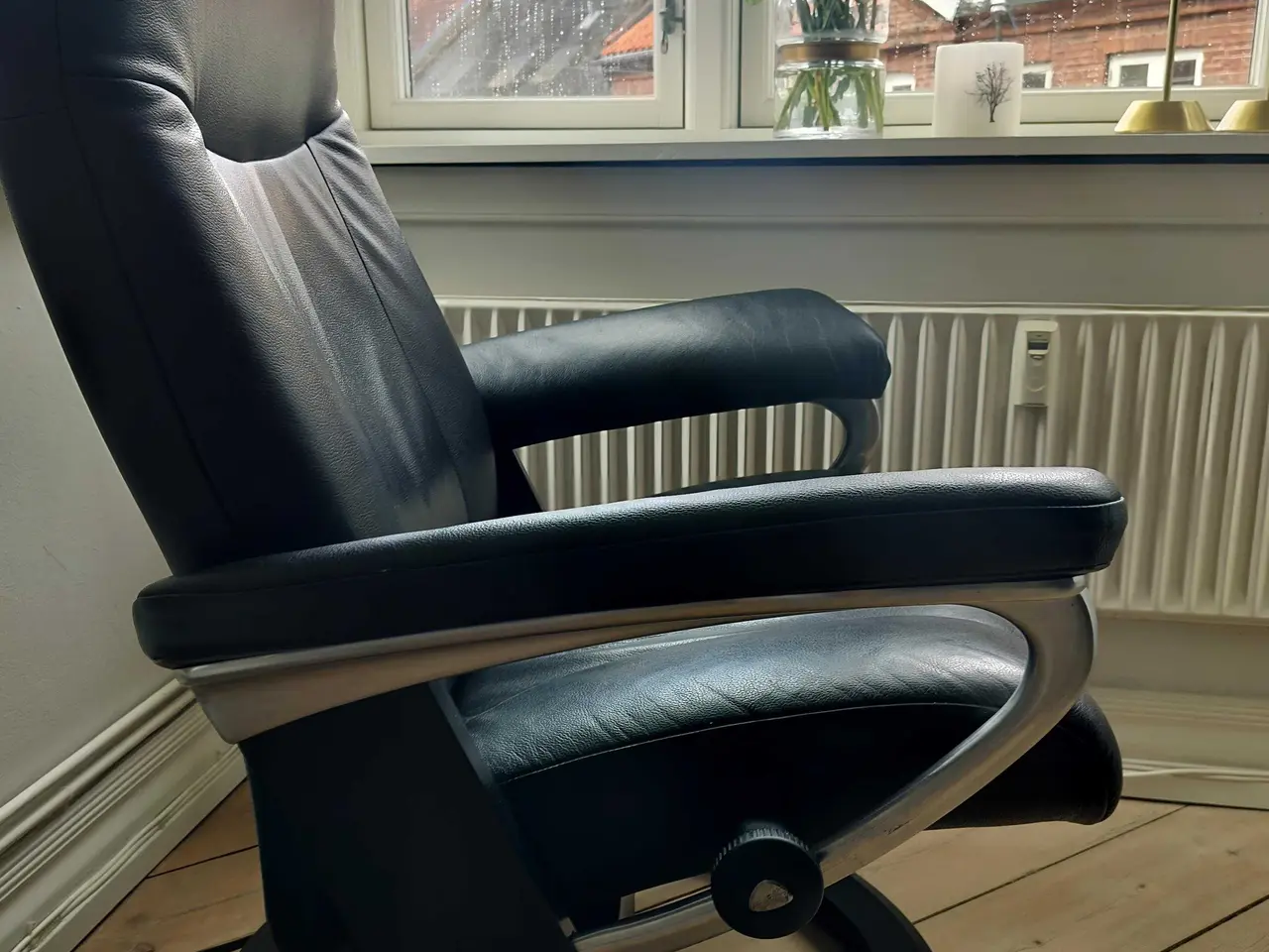 Billede 2 - Stressless lænestol i læder  (Magic Signature Medi