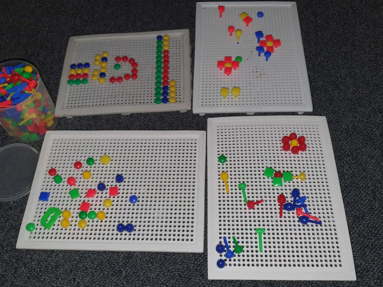 Billede 1 - Stift mosaik  / hulplade 