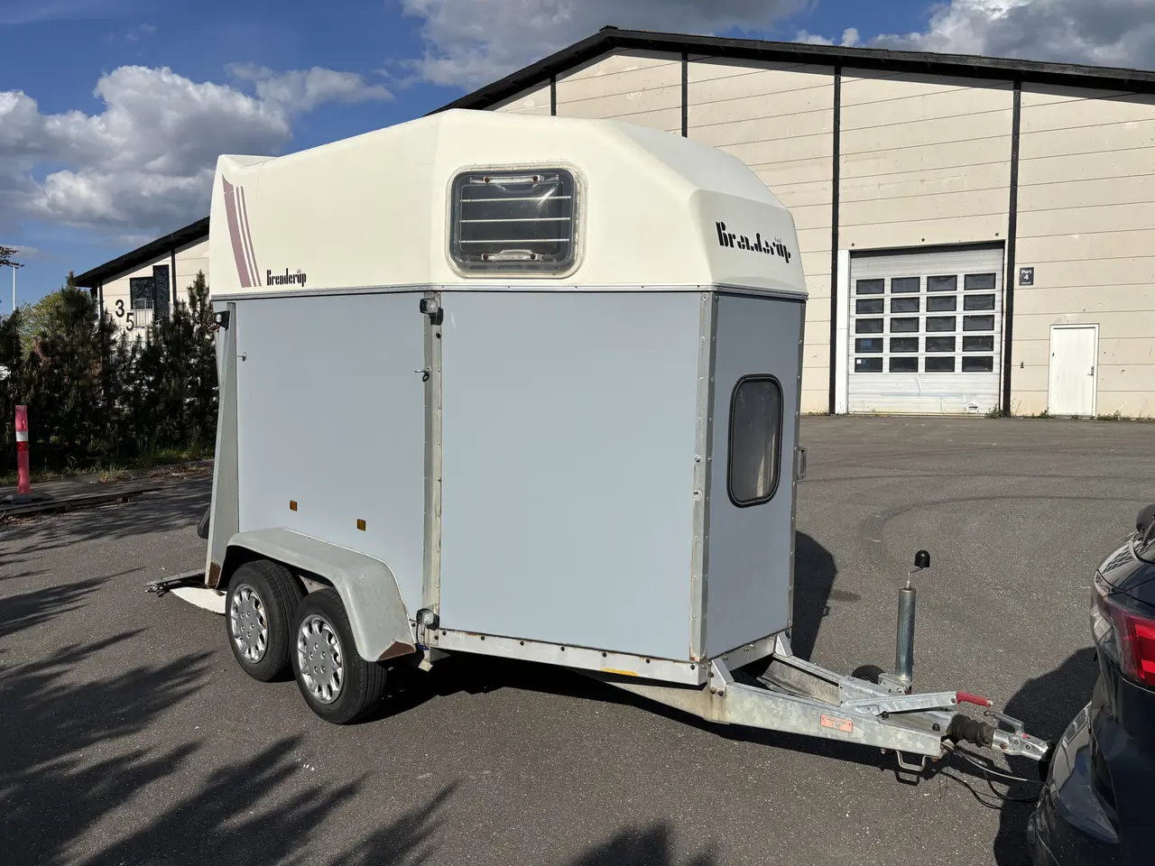 Billede 4 - Nysynet - Brenderup 33N hestetrailer