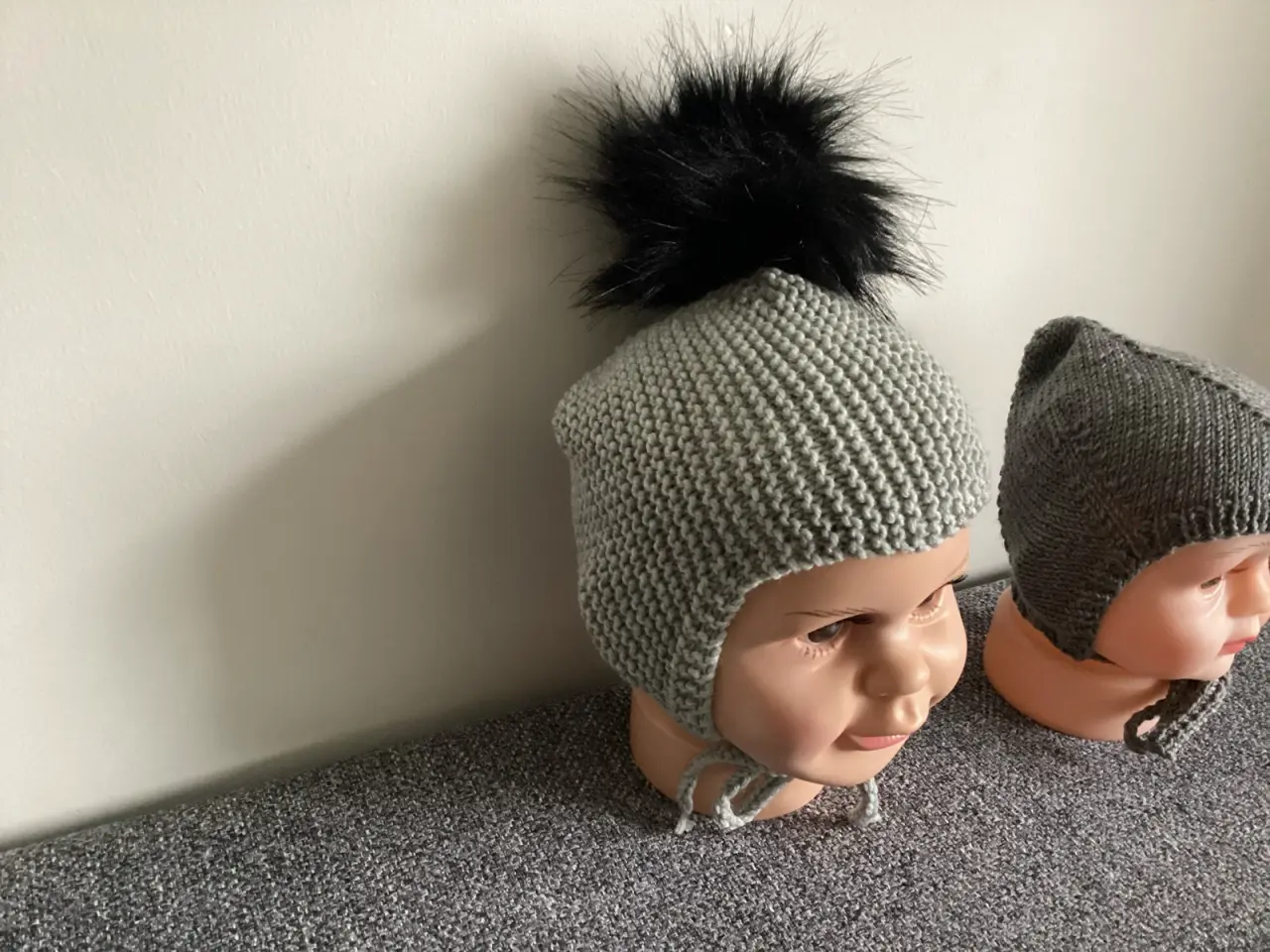 Billede 6 - Håndstrikket djævlehue 1-6 mdr. 6-12 mdr i Merino
